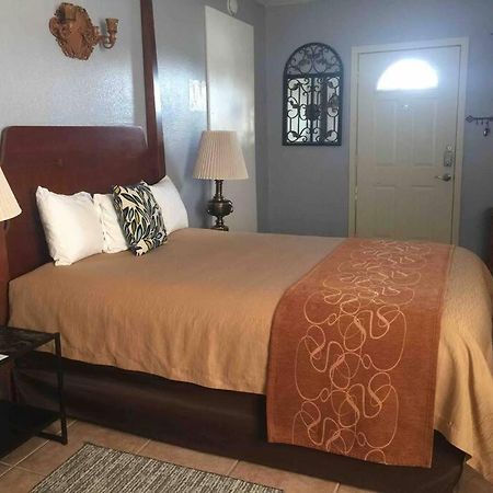 A Smaller Piece Of Heaven, Near By Lackland Afb San Antonio Exterior foto